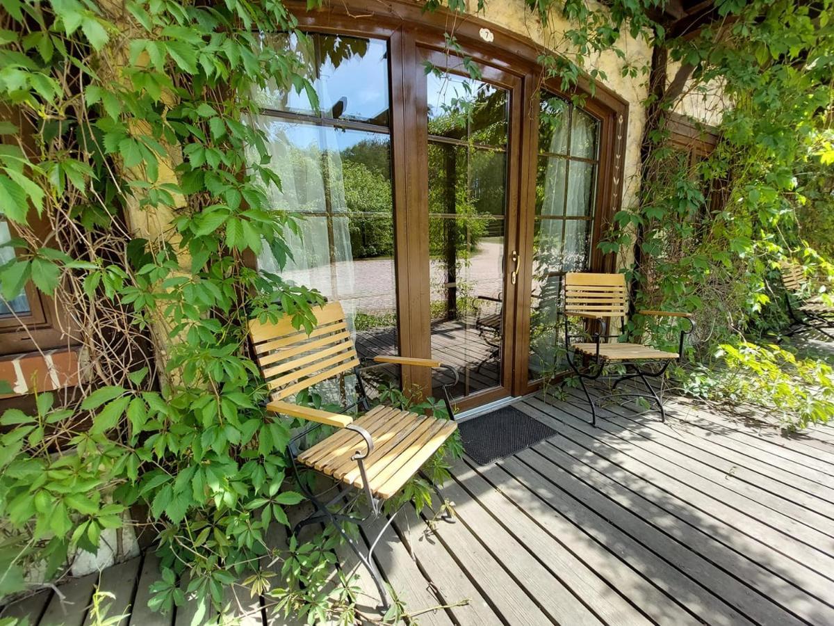 Tamarynowa Osada - Kraina Udanego Wypoczynku Villa Lowyn Exteriör bild